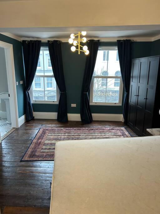 Ferienwohnung Patrick Street Townhouse Cork Exterior foto